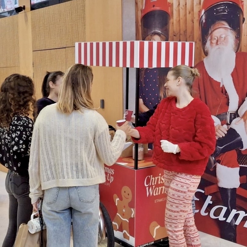 52 - Veymont x l Etam lingerie - Animation Entreprise - Evenementiel - Experience Collaborateur - TeamBuilding - Instant Gourmand - Velo Triporteur Charrette｜Veymont